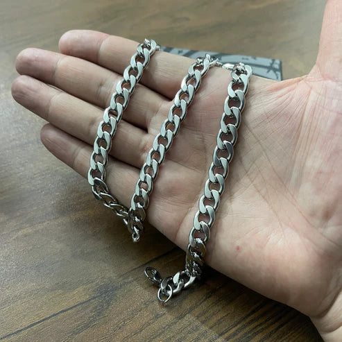 Unisex Stainless Steel Chain with Color Warranty